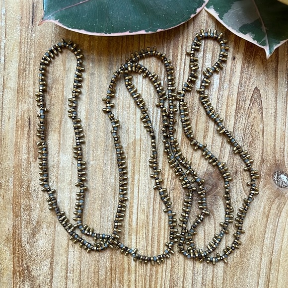 ✨ Unique Boho Gem and Antique Gold Statement Necklace ✨ 25” - Picture 1 of 13